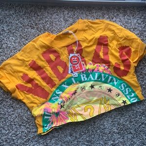 J Balvin Vibras Crop Top